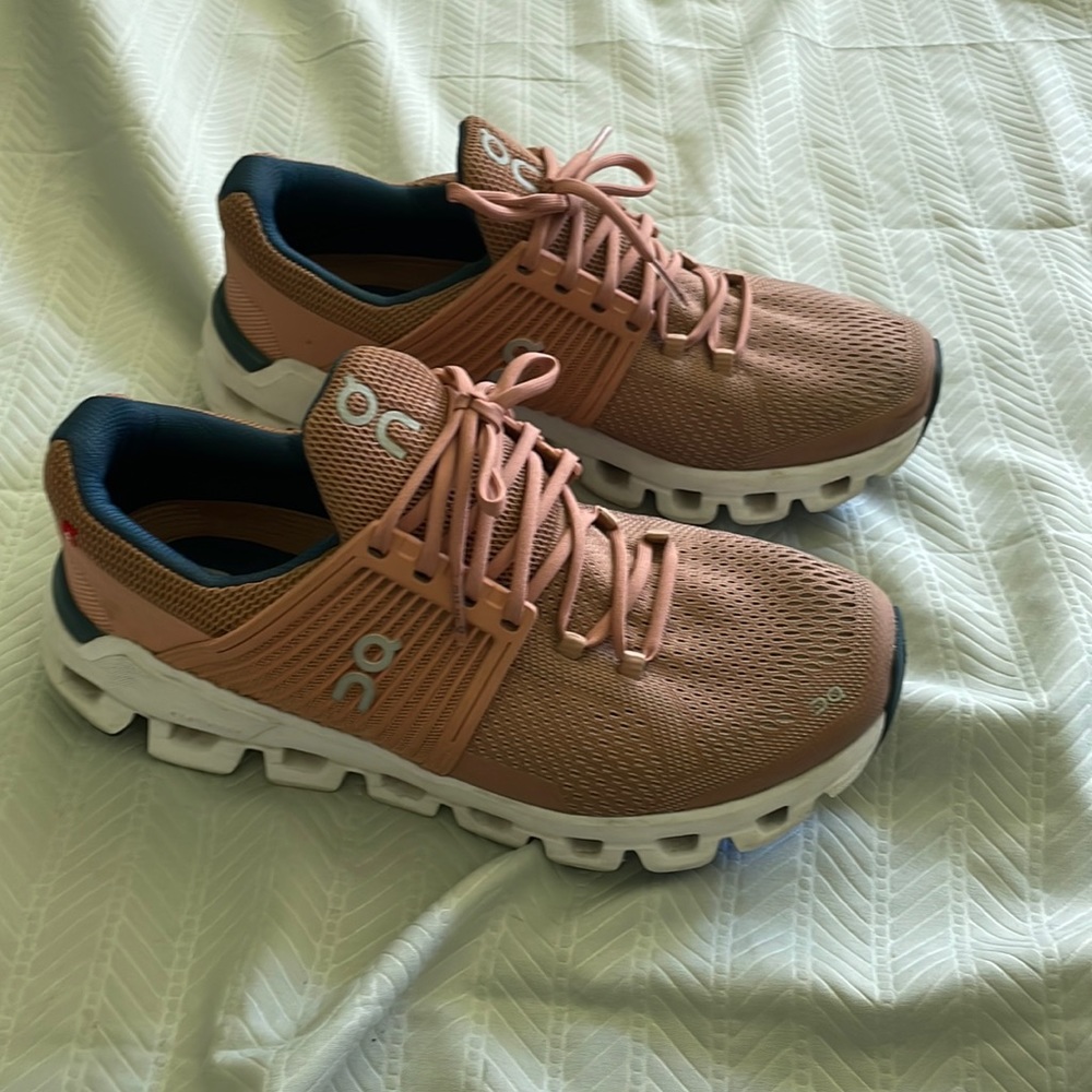 On cloud swift sneakers blush/denim